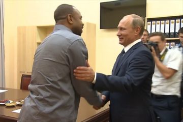 Американский боксёр Рой Джонс