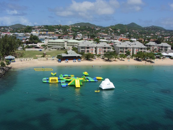Надувной аквапарк Splash Island Water Park St Lucia