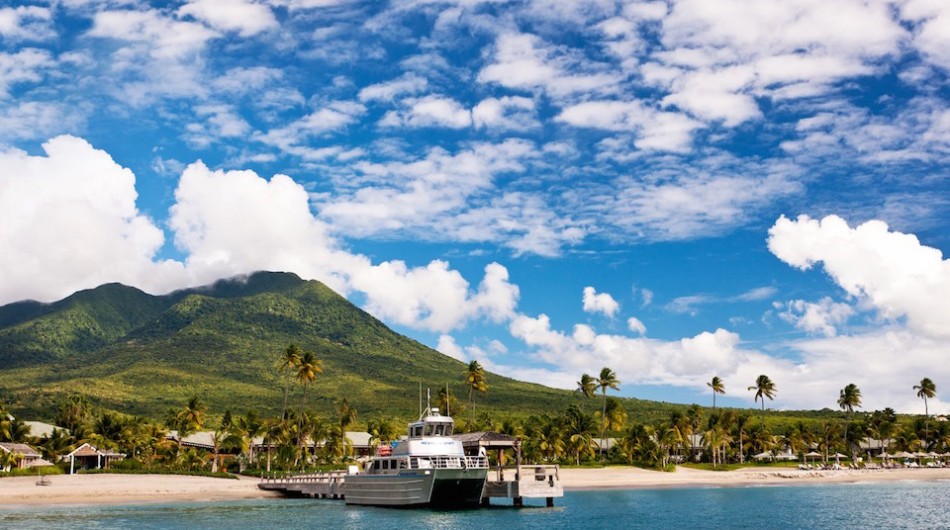 пристань курорта Four Seasons Resort Nevis