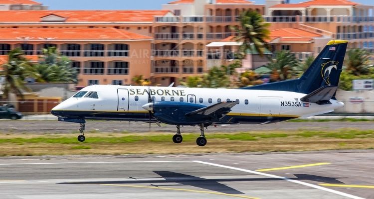Самолет авиакомпании Seaborne Airlines