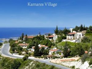 Kamares