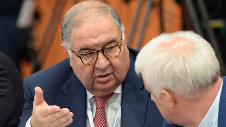 Миллиардеры покидают страну