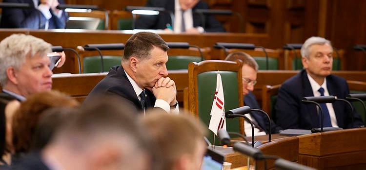 Сейм в окончательной чтении принял закон
