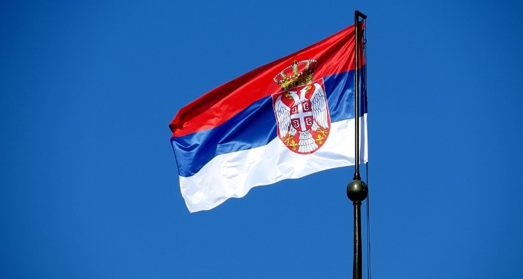 Люди в Сербии