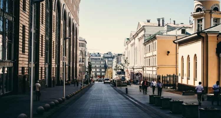 ВНЖ в России