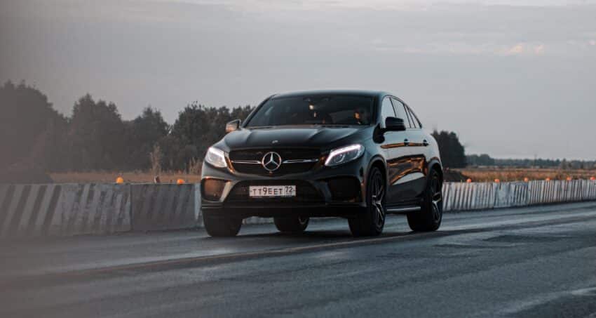 Экспорт в РФ люксовых авто